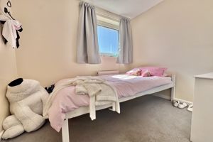 Bedroom 4- click for photo gallery